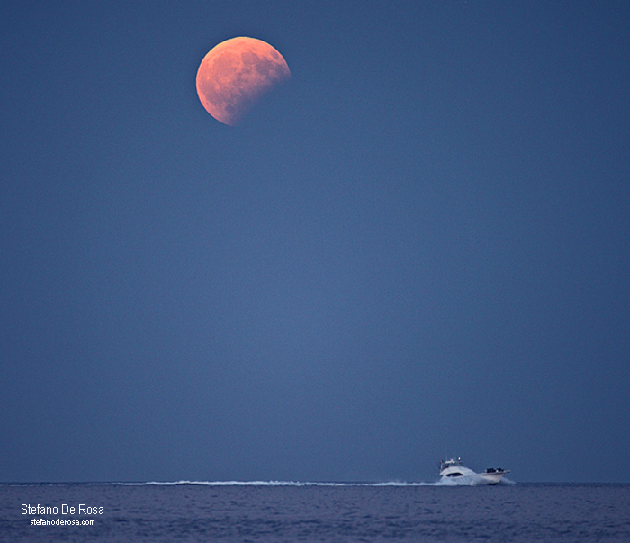 Eclipsed Moon_1