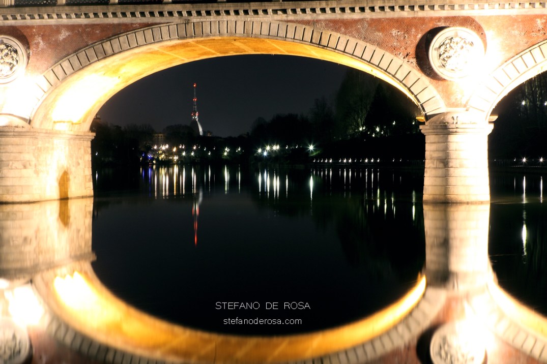 La Mole sotto il ponte