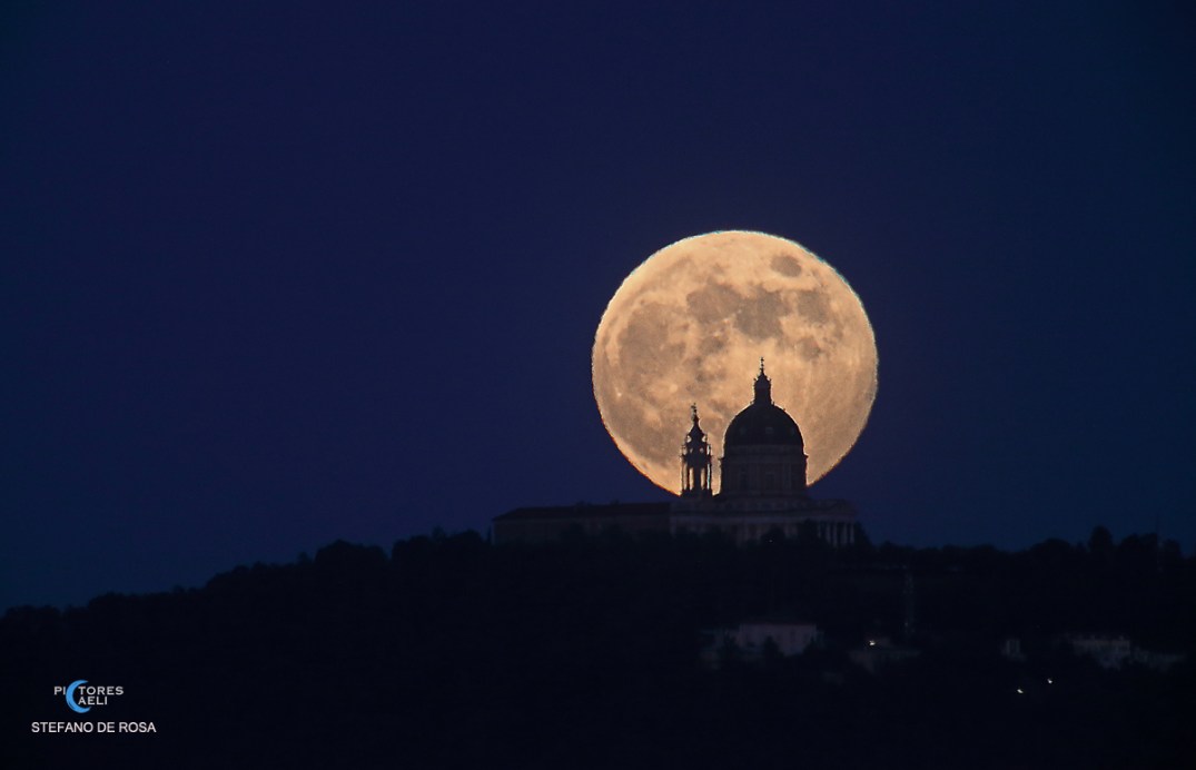 Strawberry Moon penumbral eclipse